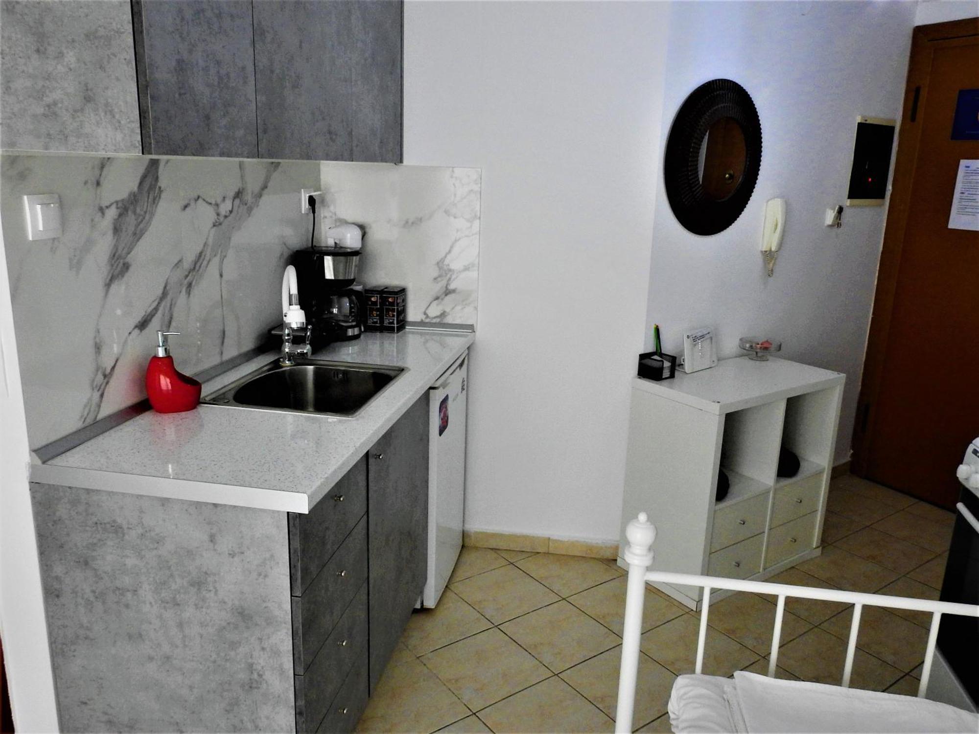Konstantinos'S Luxury Studio Thessaloniki Exterior photo
